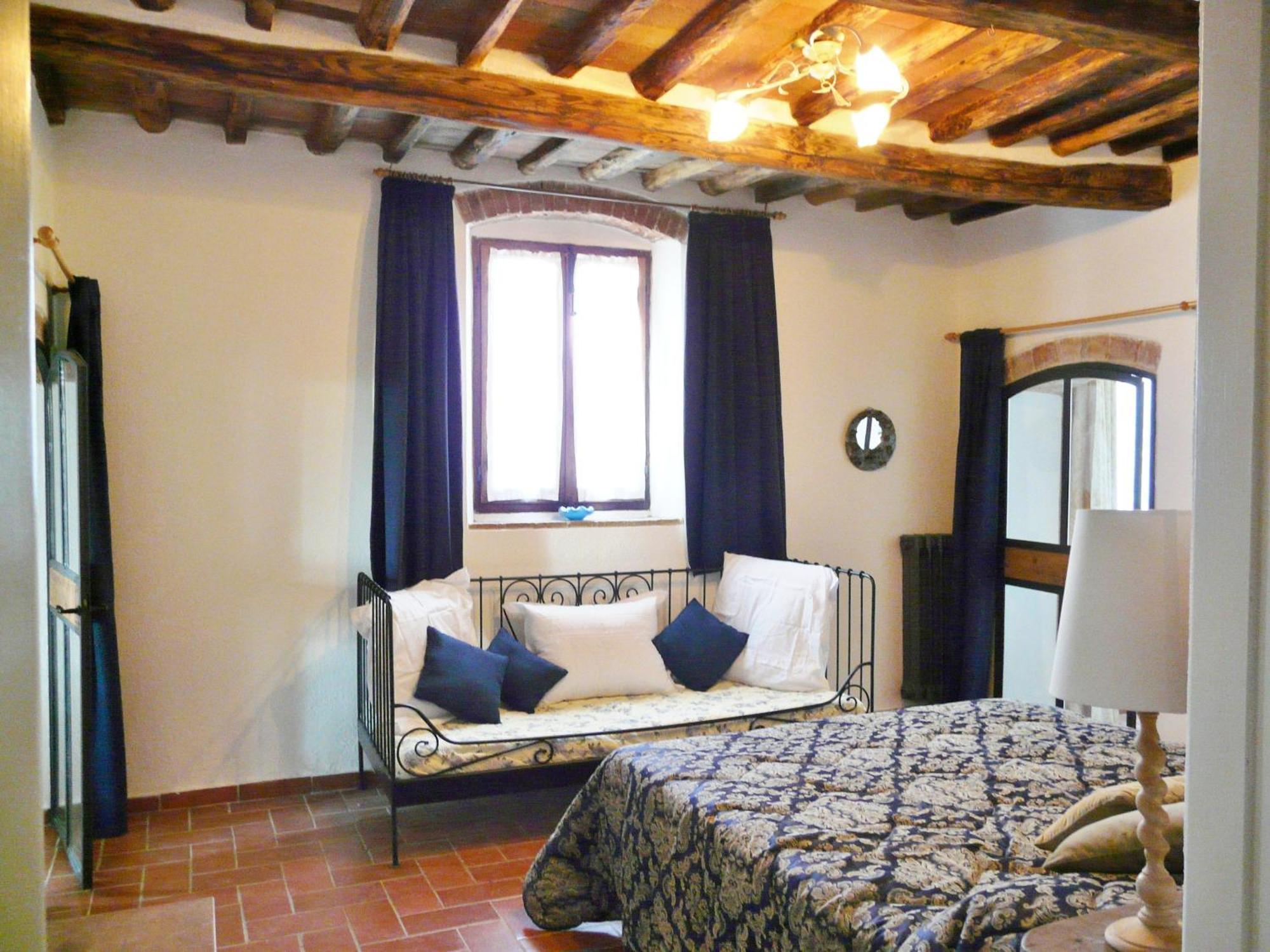 Podere Patrignone Guest House Кастелина ин Кианти Стая снимка