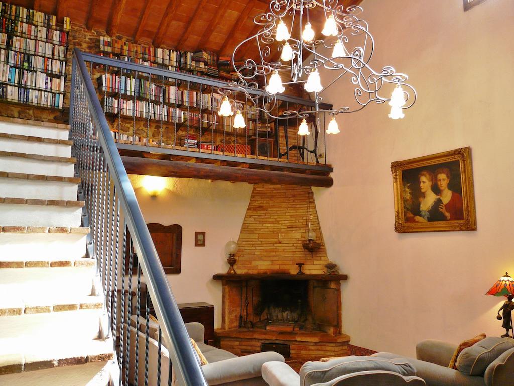 Podere Patrignone Guest House Кастелина ин Кианти Стая снимка