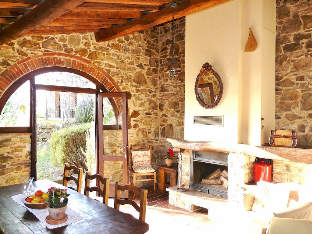 Podere Patrignone Guest House Кастелина ин Кианти Стая снимка