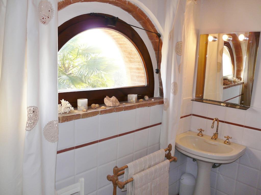 Podere Patrignone Guest House Кастелина ин Кианти Стая снимка