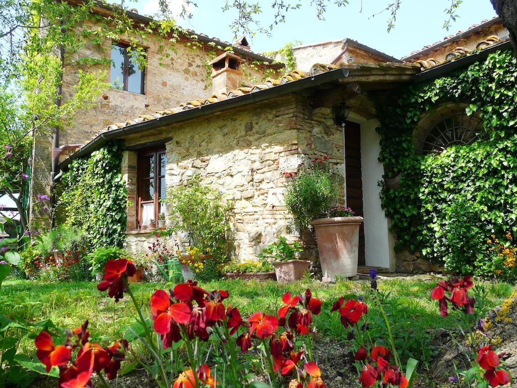 Podere Patrignone Guest House Кастелина ин Кианти Стая снимка